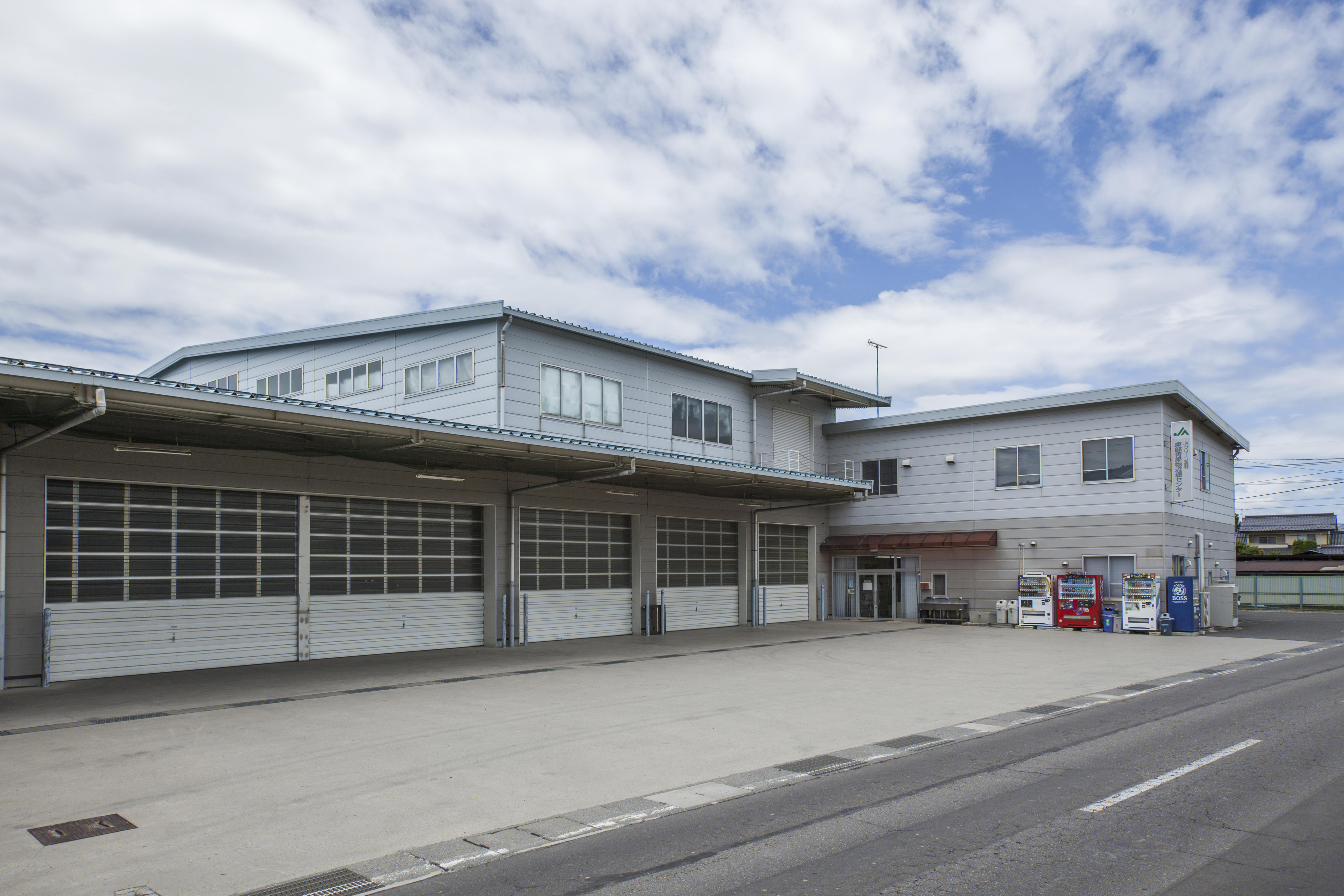 篠ノ井東部青果物流通センター